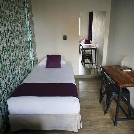 Hotel City Posadas Luaran gambar