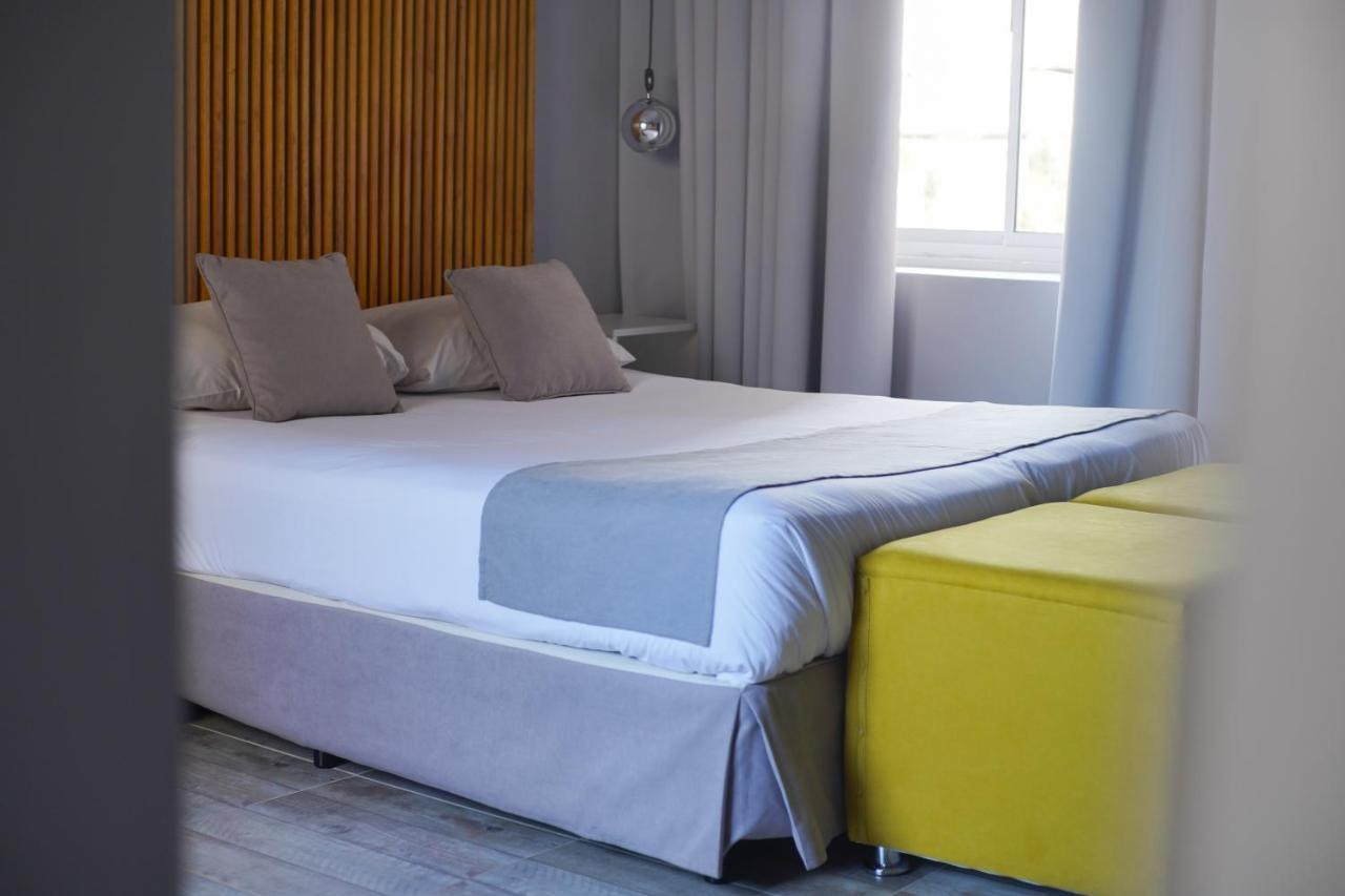 Hotel City Posadas Luaran gambar