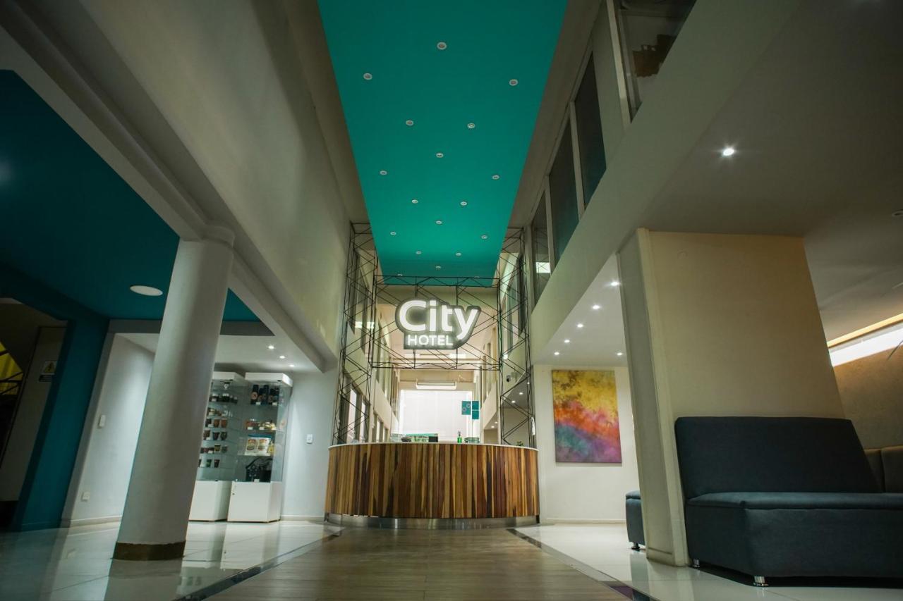 Hotel City Posadas Luaran gambar
