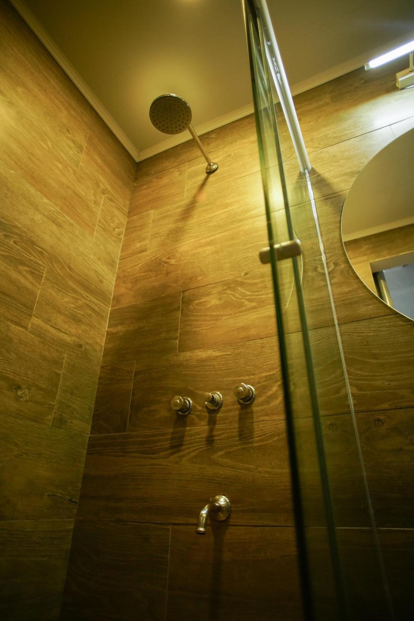 Hotel City Posadas Luaran gambar